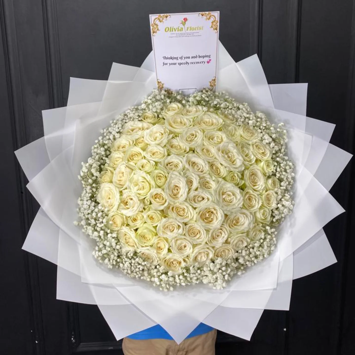 Buket Bulat Bunga Carnation Mix - Buket Bulat Premium WinnerFleur Bogor