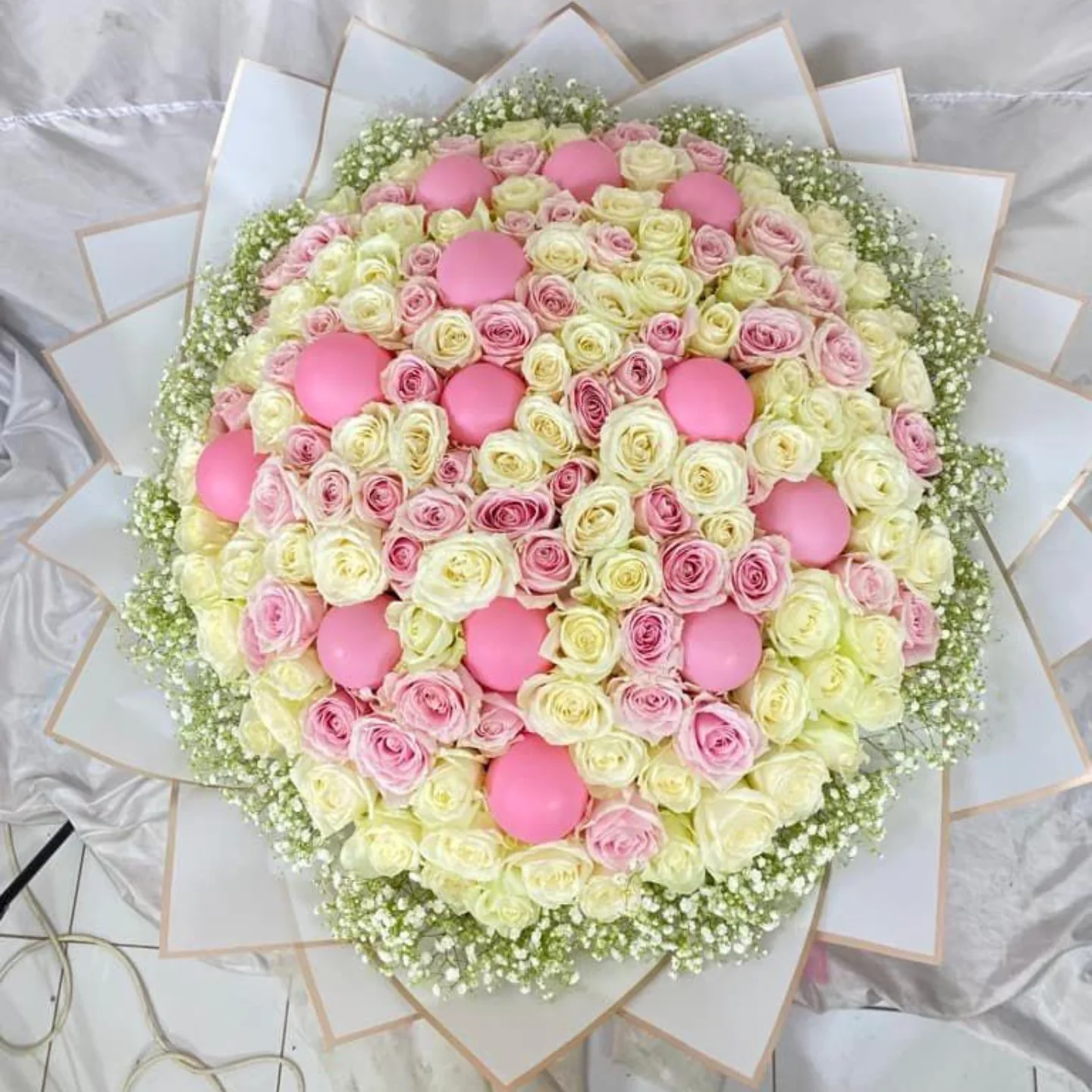 Buket Bulat Bunga Mawar Premium - Buket Bulat Premium WinnerFleur Jakarta