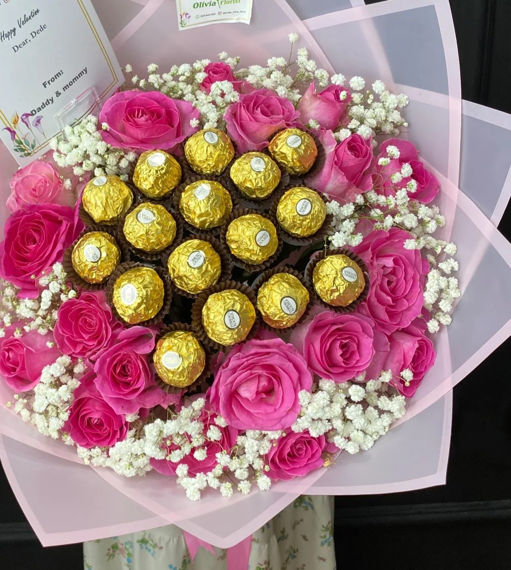 Buket Coklat Bunga Mawar - Buket Coklat dan Bunga Romantis WinnerFleur Jakarta