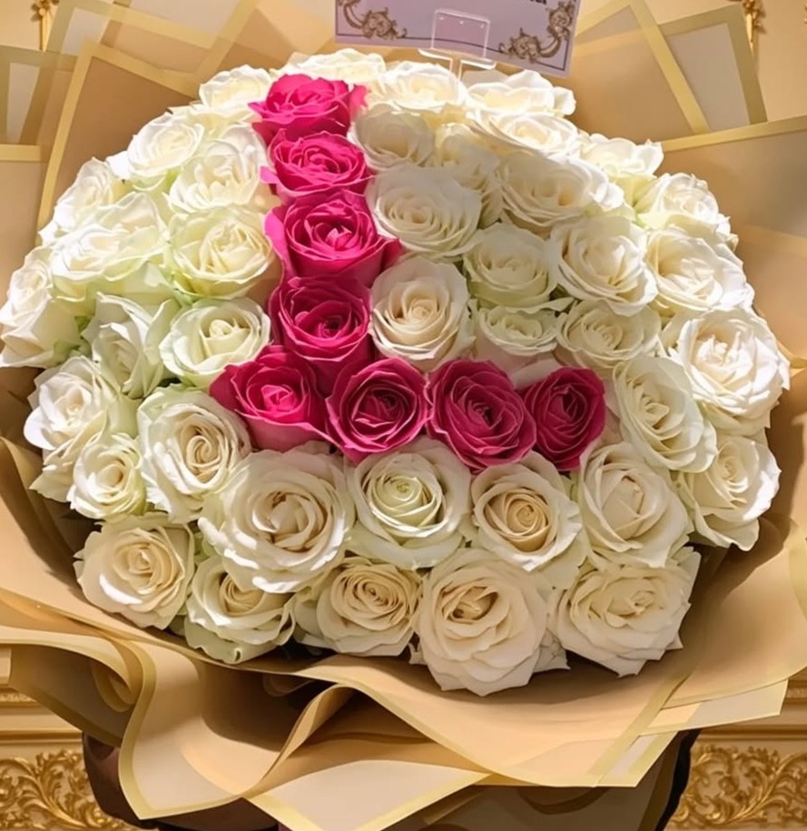 Buket Coklat Premium dan Mawar - Buket Coklat dan Bunga Romantis WinnerFleur Jakarta