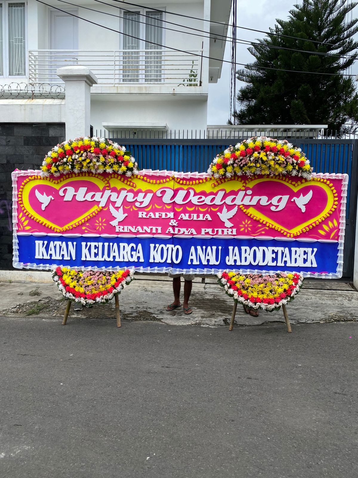 Bunga Papan Jumbo 1.5x2m - Bunga Papan Pernikahan WinnerFleur Jakarta