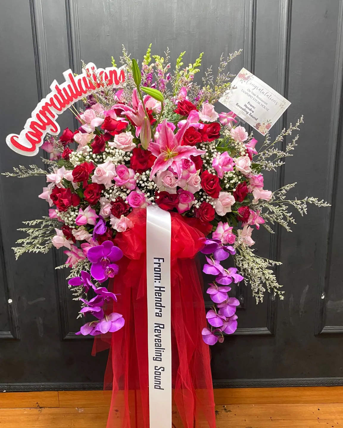 Standing Flower Elegan WF-STD-005 untuk gereja - WinnerFleur Jakarta, mulai Rp 1 jt