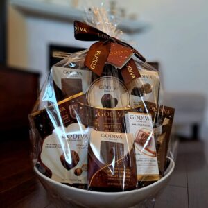 Parcel Natal Premium Godiva Chocolate Basket WinnerFleur